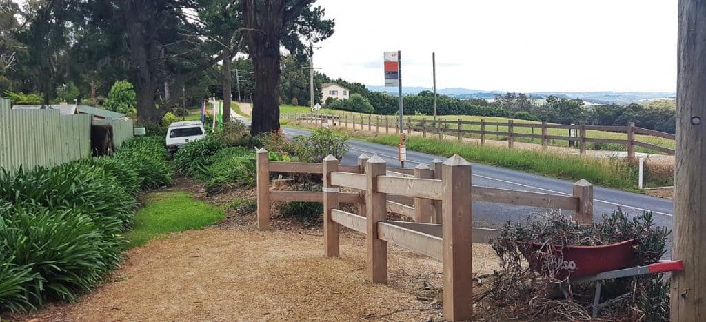 Part of the Emerald to Gembrook Walk - dog friendly, horses and bikes.